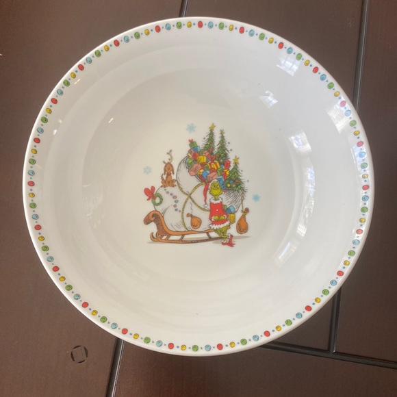 Holiday The Grinch Who Stole Christmas Serving Bowl Poshmark